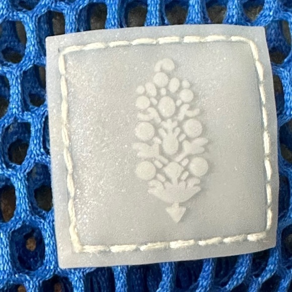 Free People FP Movement Mini Mesh Sling Bag in Lapis Royal Blue NWOT New - Picture 10 of 16